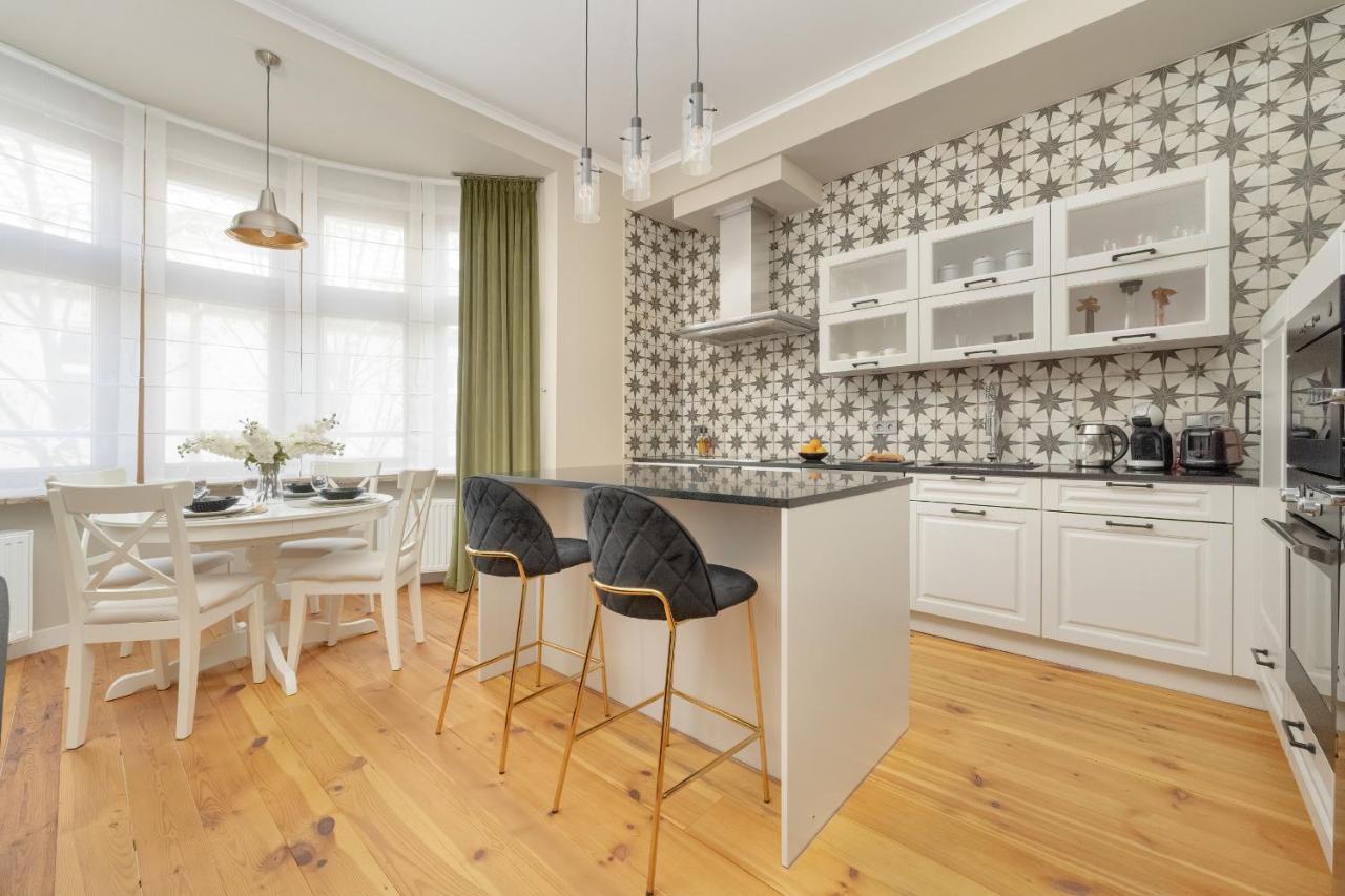 Aesthetic One Bedroom Apartment In Wroclaw By Noclegi Renters Eksteriør billede
