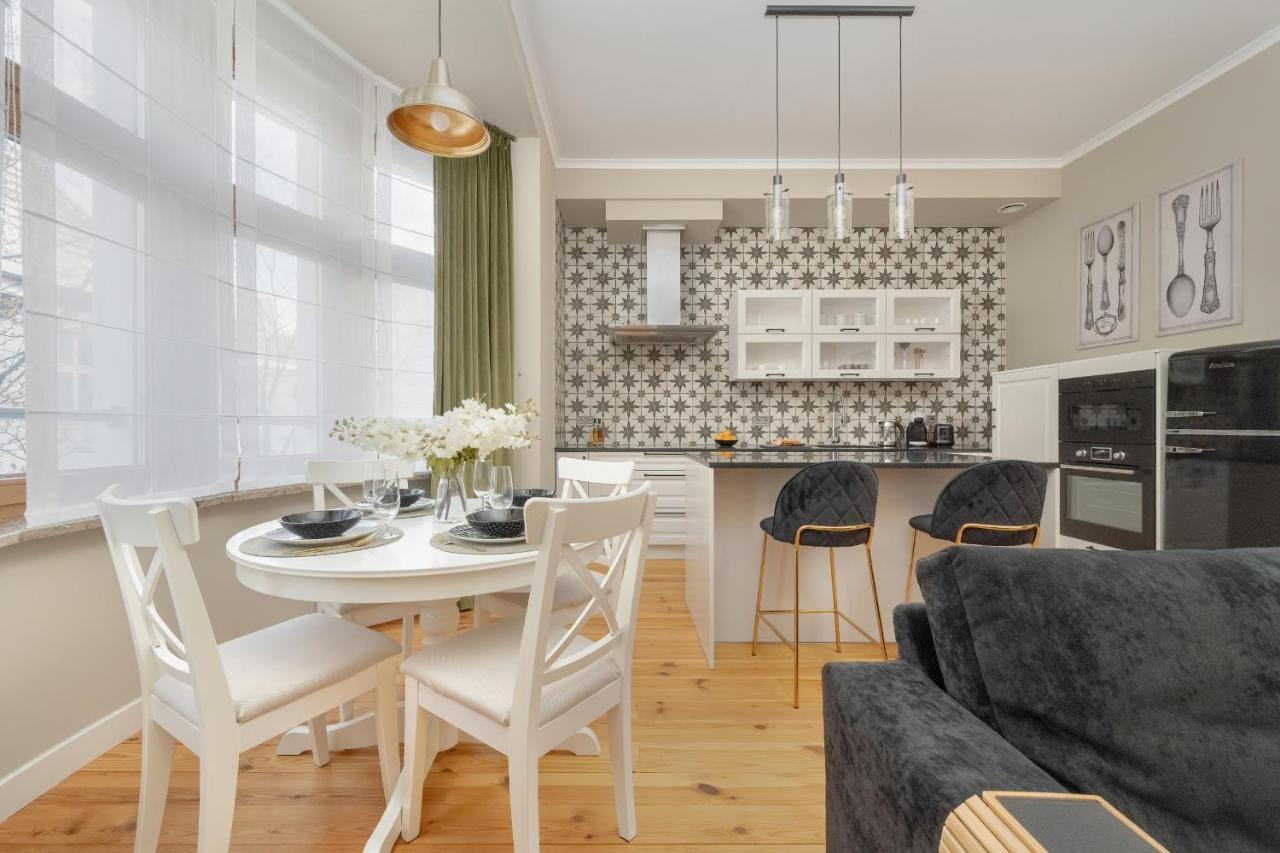 Aesthetic One Bedroom Apartment In Wroclaw By Noclegi Renters Eksteriør billede